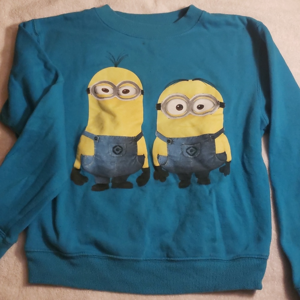Crewneck sweatshirt.